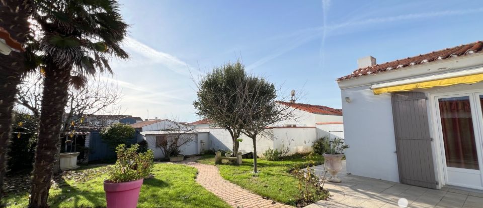 Maison traditionnelle 4 pièces de 170 m² à Bretignolles-sur-Mer (85470)