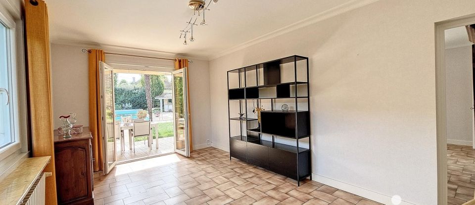 Maison 7 pièces de 194 m² à Salaise-sur-Sanne (38150)