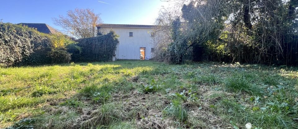 House 5 rooms of 118 m² in Bordères-sur-l'Échez (65320)