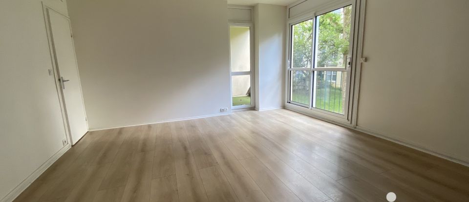 Apartment 4 rooms of 72 m² in Avon (77210)