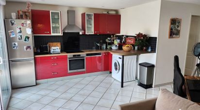 Apartment 2 rooms of 38 m² in Sainte-Geneviève-des-Bois (91700)