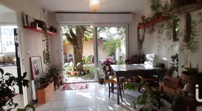 Village house 2 rooms of 67 m² in Le Tourne (33550)