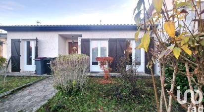 House 4 rooms of 83 m² in Castelsarrasin (82100)