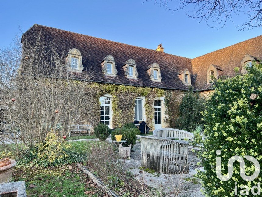 Mansion 14 rooms of 420 m² in Sarlat-la-Canéda (24200)