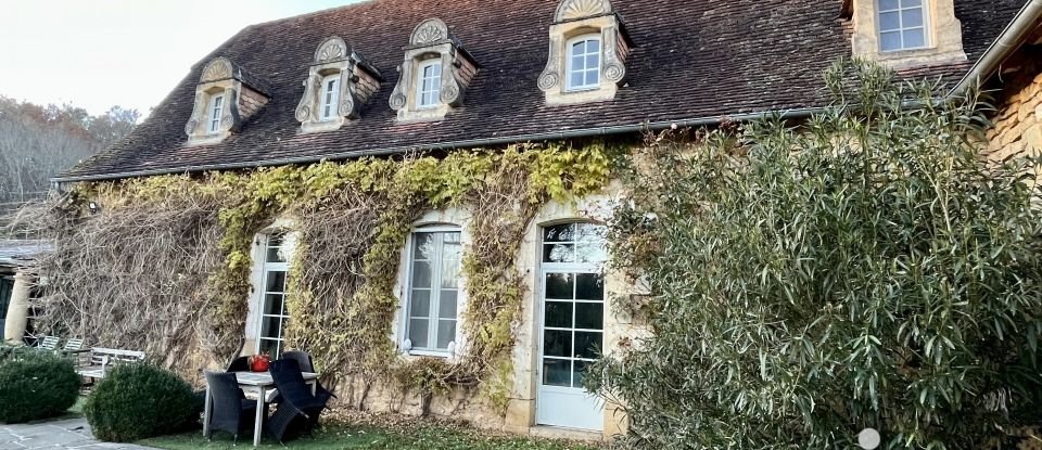 Mansion 14 rooms of 420 m² in Sarlat-la-Canéda (24200)