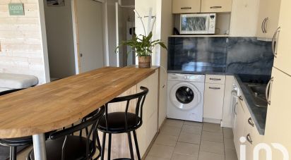 Apartment 1 room of 35 m² in Royan (17200)