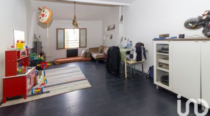 Apartment 3 rooms of 63 m² in Hyères (83400)