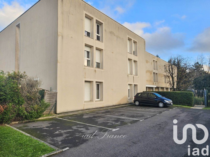 Immeuble de 1 650 m² à Montmorency (95160)