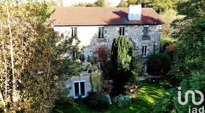 House 10 rooms of 231 m² in Varennes-en-Argonne (55270)