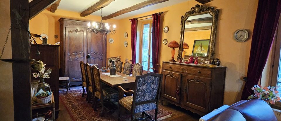 House 10 rooms of 231 m² in Varennes-en-Argonne (55270)