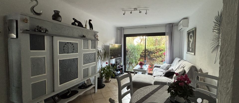 Apartment 3 rooms of 51 m² in Saint-Raphaël (83700)