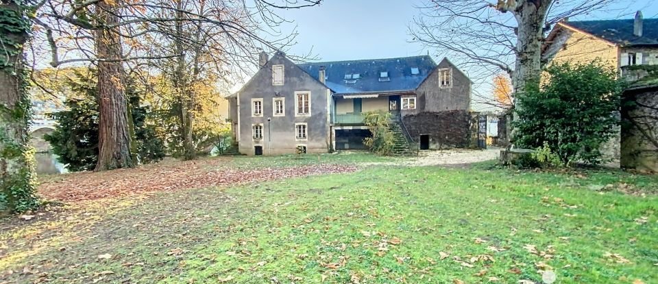 Maison 5 pièces de 322 m² à Terrasson-Lavilledieu (24120)