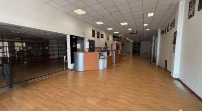 Retail property of 750 m² in LE PAVE-DE-PONTAULT (77340)