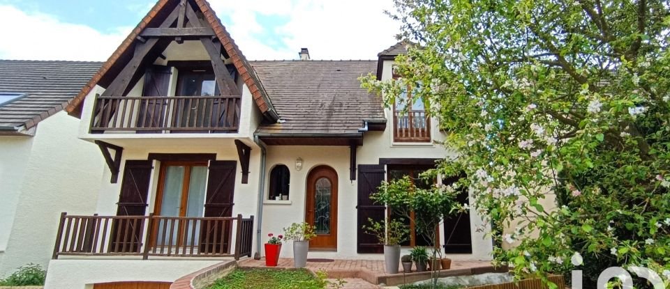 House 5 rooms of 162 m² in Ollainville (91340)