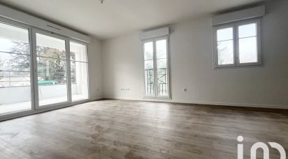 Apartment 3 rooms of 62 m² in Moisselles (95570)