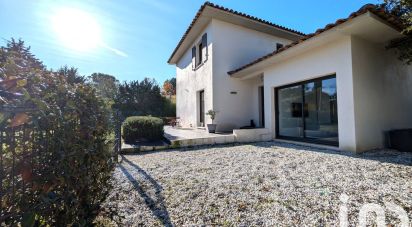 House 5 rooms of 112 m² in Aix-en-Provence (13540)