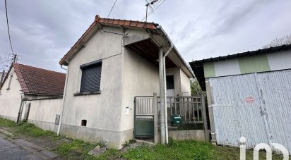 Maison de ville 1 pièce de 27 m² à Vierzon (18100)