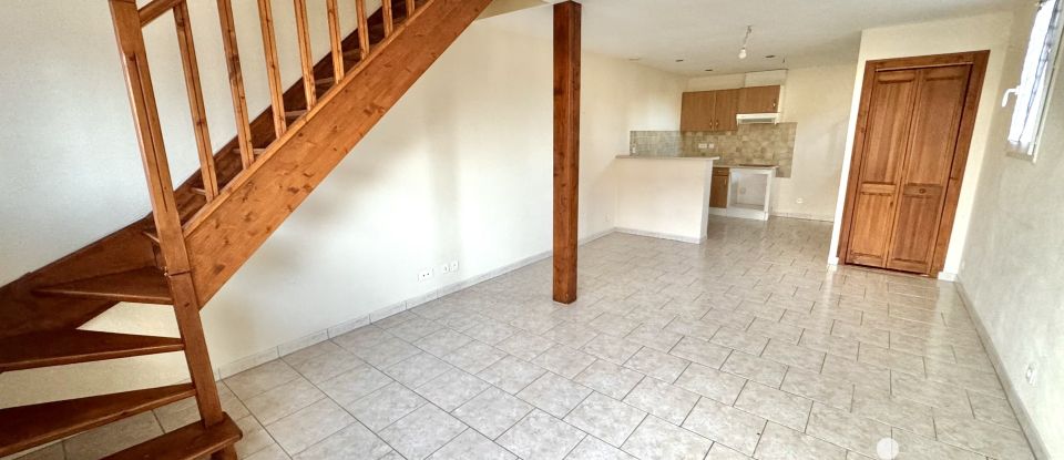 Maison 4 pièces de 72 m² à Cosne-Cours-sur-Loire (58200)