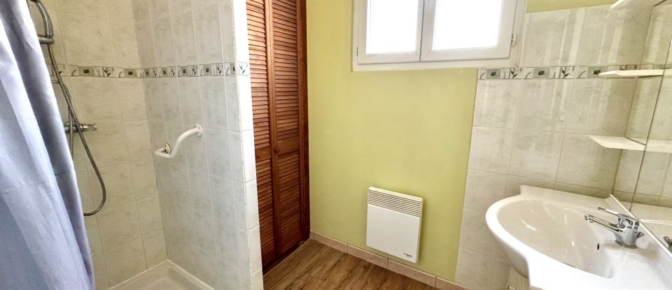 Maison 4 pièces de 72 m² à Cosne-Cours-sur-Loire (58200)