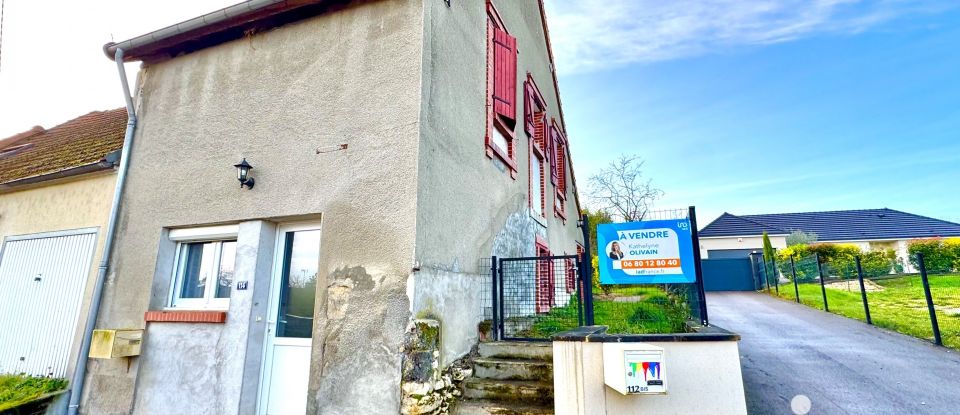 Maison 4 pièces de 72 m² à Cosne-Cours-sur-Loire (58200)