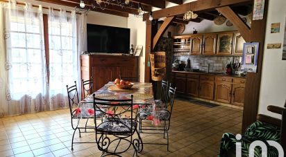 Traditional house 6 rooms of 153 m² in Coutras (33230)