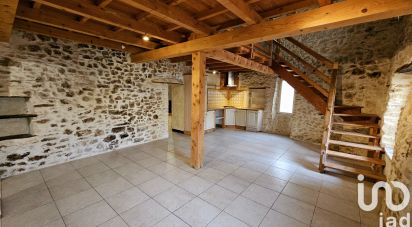 Maison de village 9 pièces de 222 m² à Saint-Nazaire (30200)