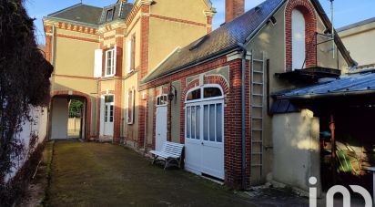 Maison 6 pièces de 144 m² à Chartres (28000)