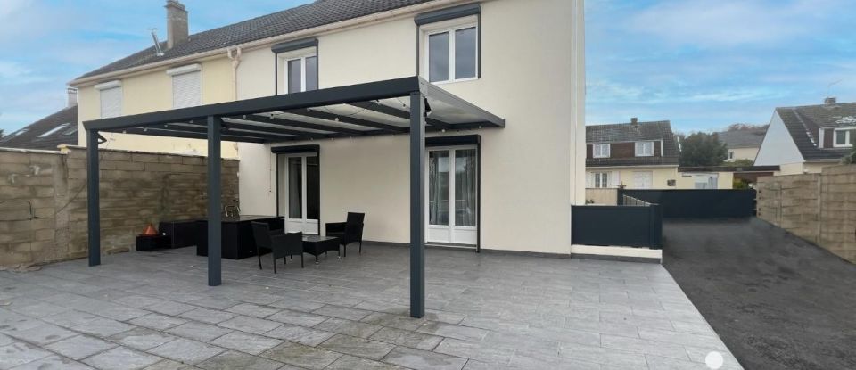 Maison 6 pièces de 114 m² à Aubergenville (78410)