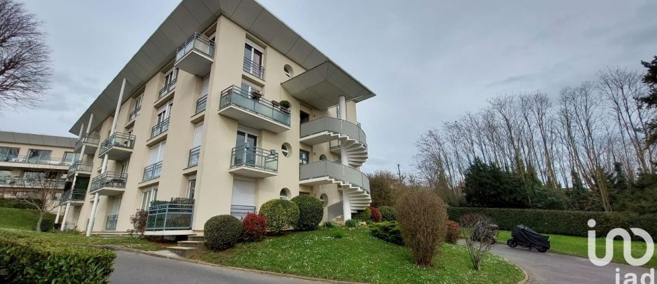 Duplex 3 rooms of 61 m² in Argenteuil (95100)