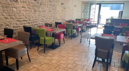 Restaurant of 153 m² in Chaumont (52000)