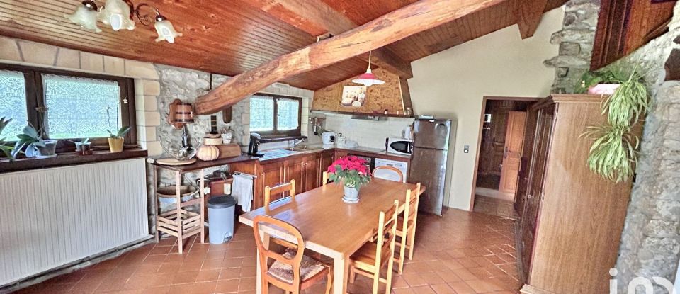 Maison 5 pièces de 125 m² à Saugon (33920)