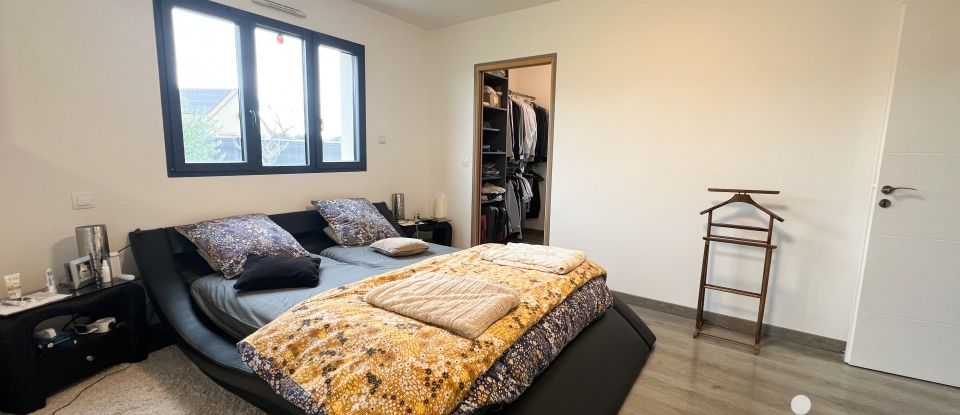 Maison 5 pièces de 142 m² à Challet (28300)