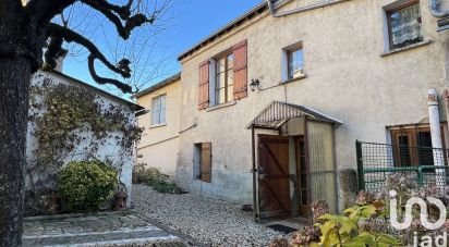 House 6 rooms of 147 m² in Amboise (37400)