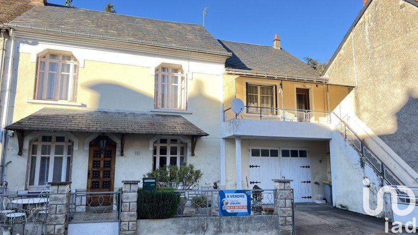 House 6 rooms of 147 m² in Amboise (37400)