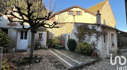 House 6 rooms of 147 m² in Amboise (37400)