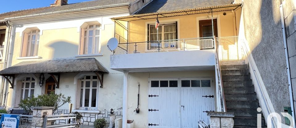 House 6 rooms of 147 m² in Amboise (37400)