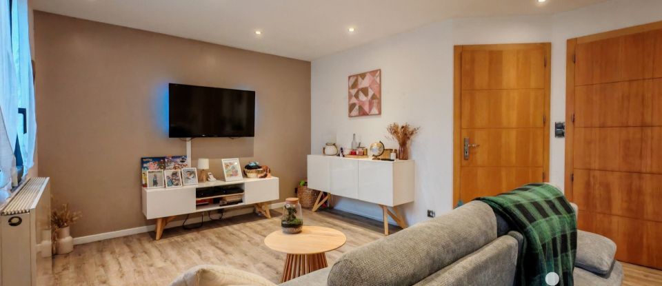 Maison 5 pièces de 104 m² à Dompaire (88270)