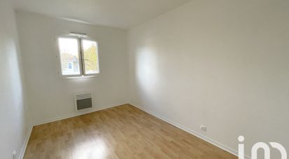 Maison 4 pièces de 94 m² à Le Barp (33114)