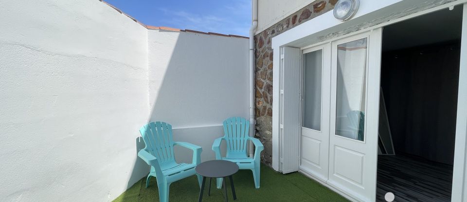 Traditional house 7 rooms of 141 m² in La Tranche-sur-Mer (85360)