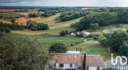 Traditional house 5 rooms of 160 m² in Lisle-sur-Tarn (81310)