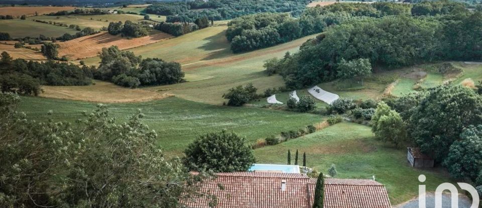 Maison traditionnelle 5 pièces de 160 m² à Lisle-sur-Tarn (81310)