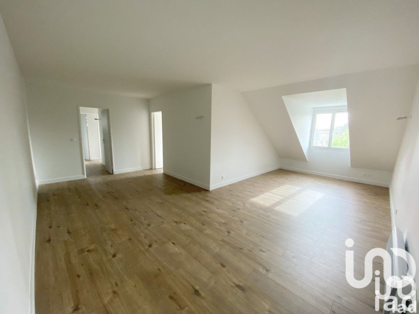 Appartement 4 pièces de 89 m² à Melun (77000)