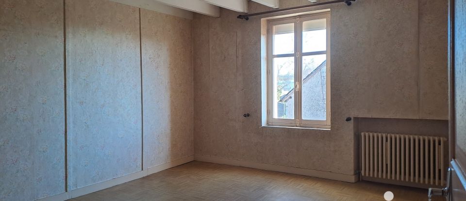 Traditional house 5 rooms of 118 m² in Montrelais (44370)