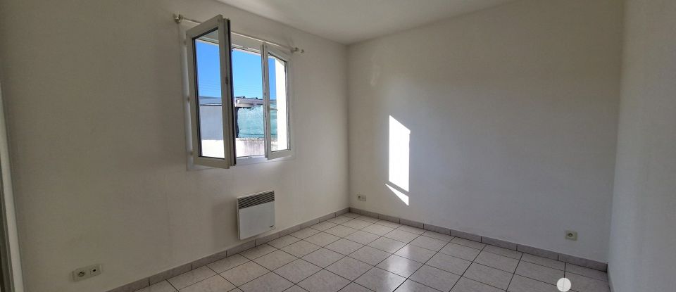 Maison 4 pièces de 75 m² à Mirepeix (64800)