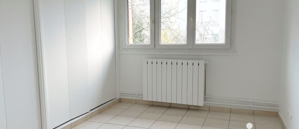 Maison 9 pièces de 237 m² à Montreuil (93100)