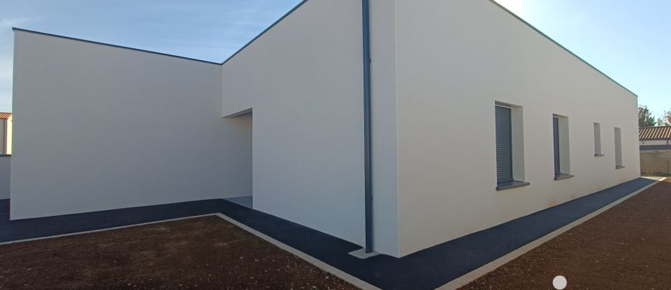 Pavillon 6 pièces de 141 m² à Niort (79000)