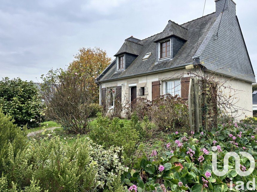 Maison traditionnelle 5 pièces de 105 m² à Erquy (22430)