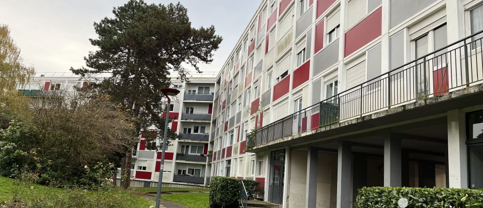 Apartment 4 rooms of 66 m² in Gonesse (95500)