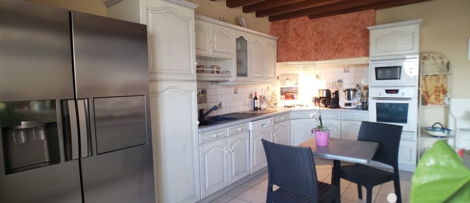 Country house 5 rooms of 142 m² in Vibraye (72320)