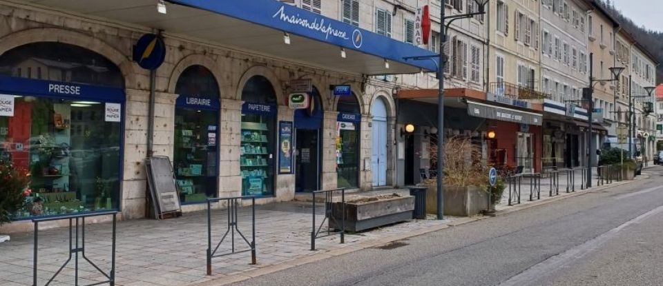 Business premises of 171 m² in Hauts de Bienne (39400)